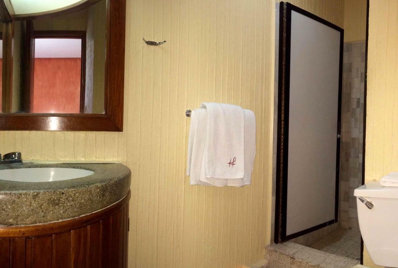 טפצ'ולה Hotel Fenix מראה חיצוני תמונה